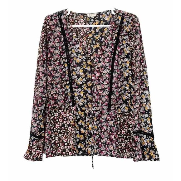 Lily White Tops - LILY WHITE shirt size M black floral longsleeve boho peasant cottagecore